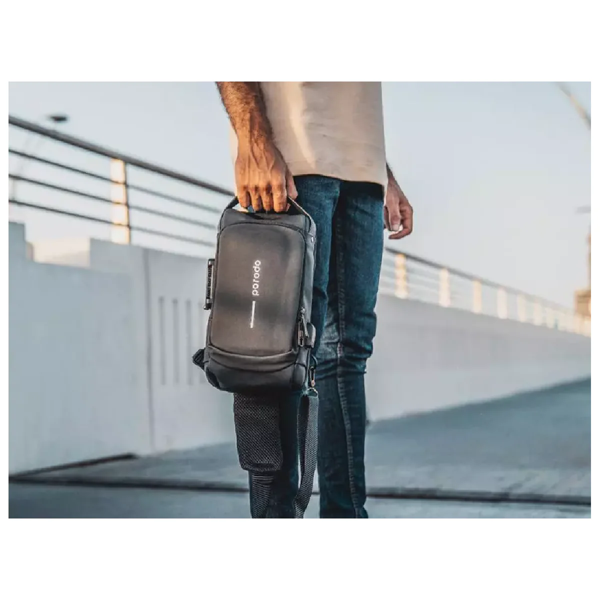 Porodo Crossbody Bag - Black - Image 3